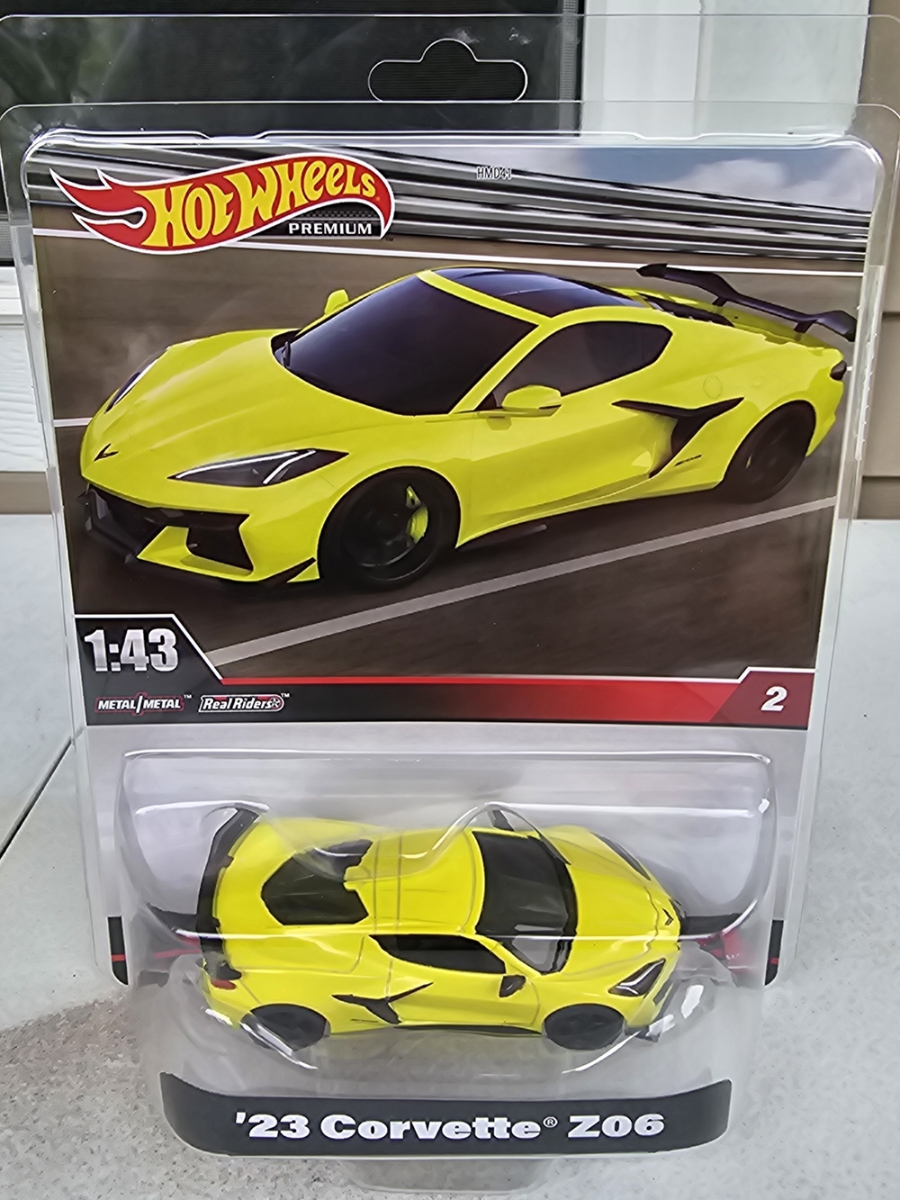Hot Wheels Premium 1:43 2023 Corvette Z06 Yellow Real Riders Chevy